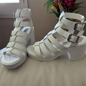Used! Steve Madden gladiator heels size 5.5